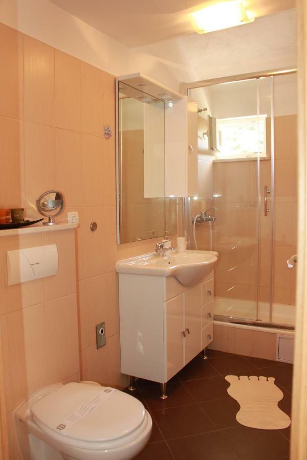 דירות מרינה Apartman Relax מראה חיצוני תמונה