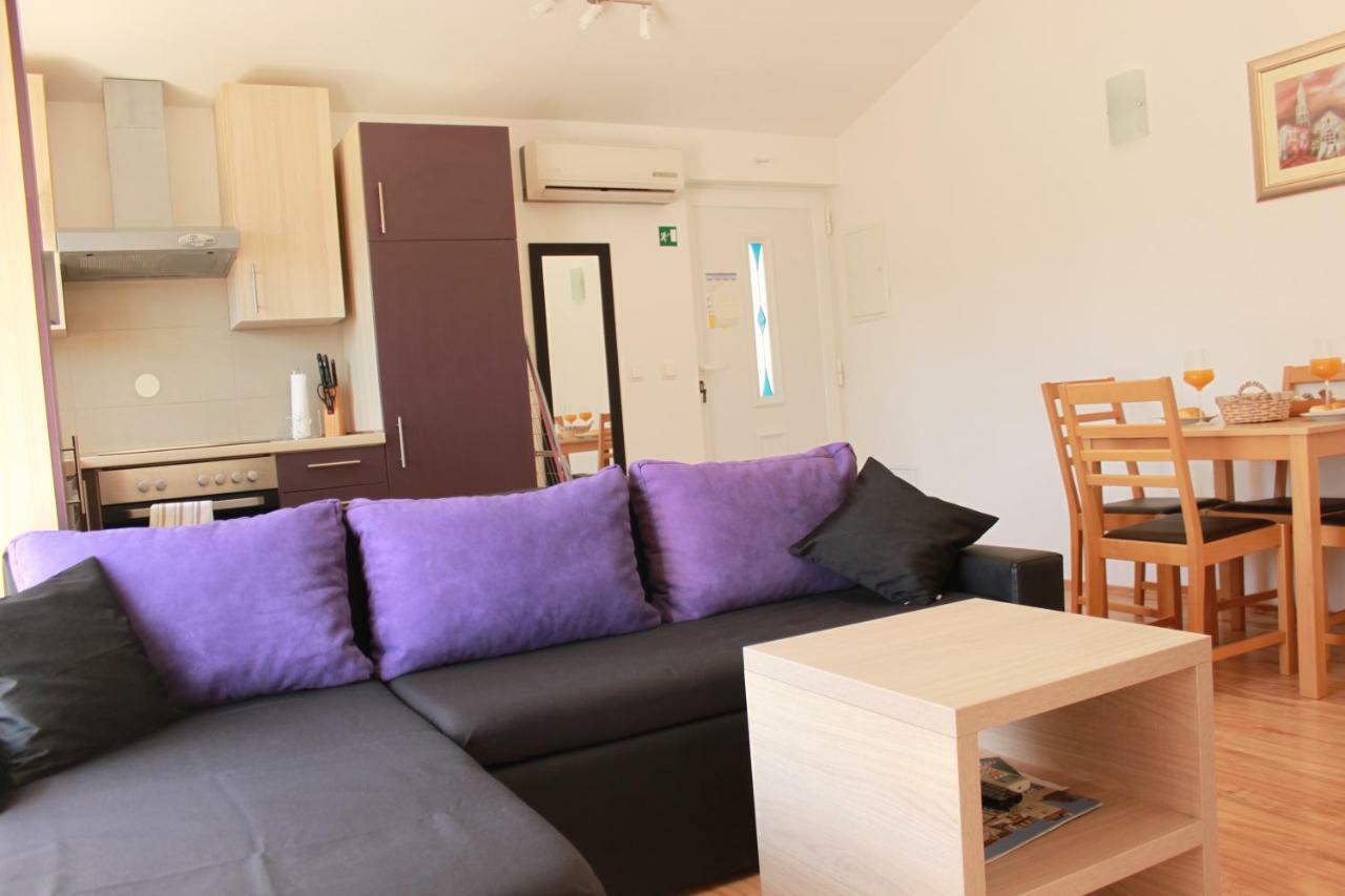 דירות מרינה Apartman Relax מראה חיצוני תמונה